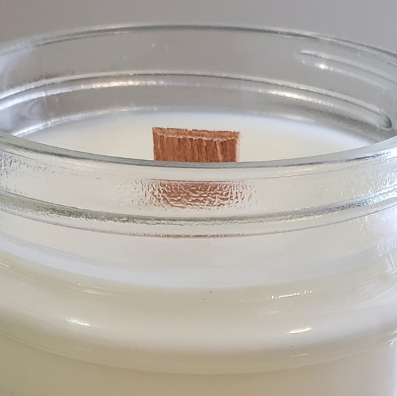 11oz 100% Pure Soy Wax - Picture 2 of 2